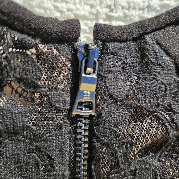 Bcbgmaxazria Dress Women's Black Size Medium Lace Back Ruched Waist BCBG - Picture 9 of 16